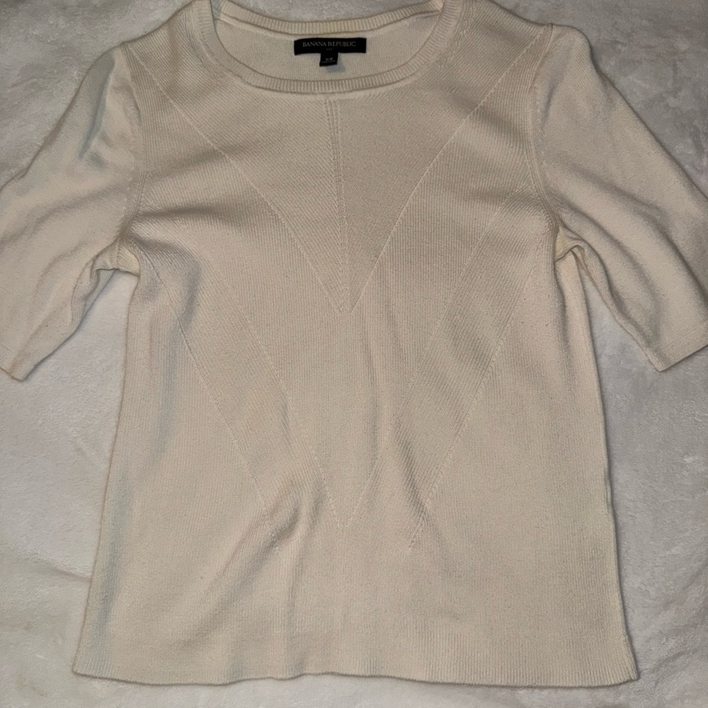 Banana Republic Off-White Knit Sweater